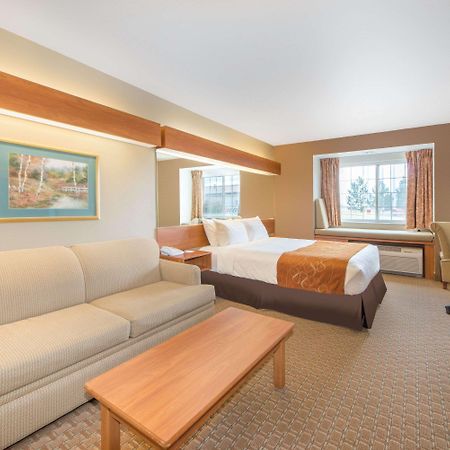Microtel Inn&Suites Raton Esterno foto
