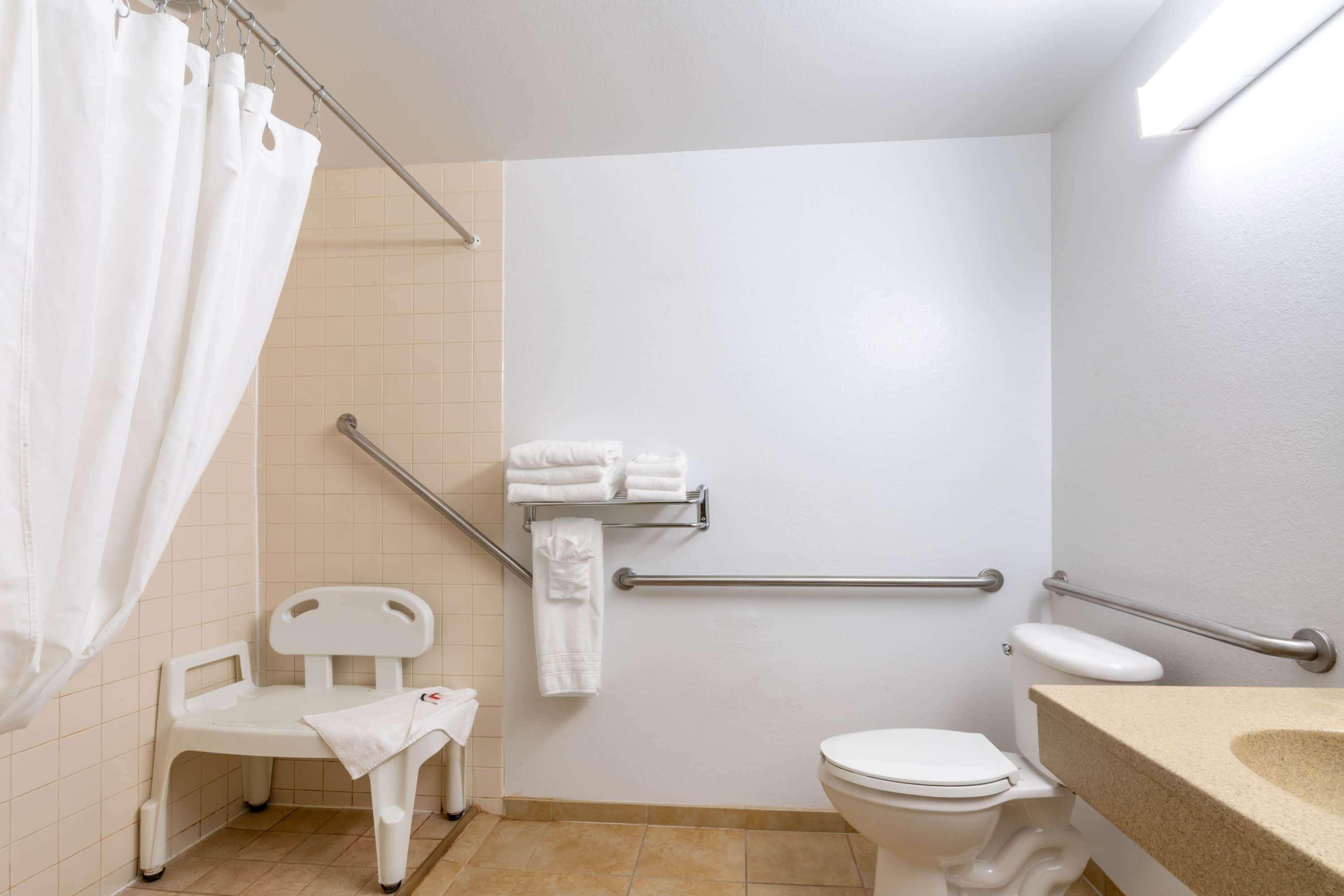 Microtel Inn&Suites Raton Esterno foto