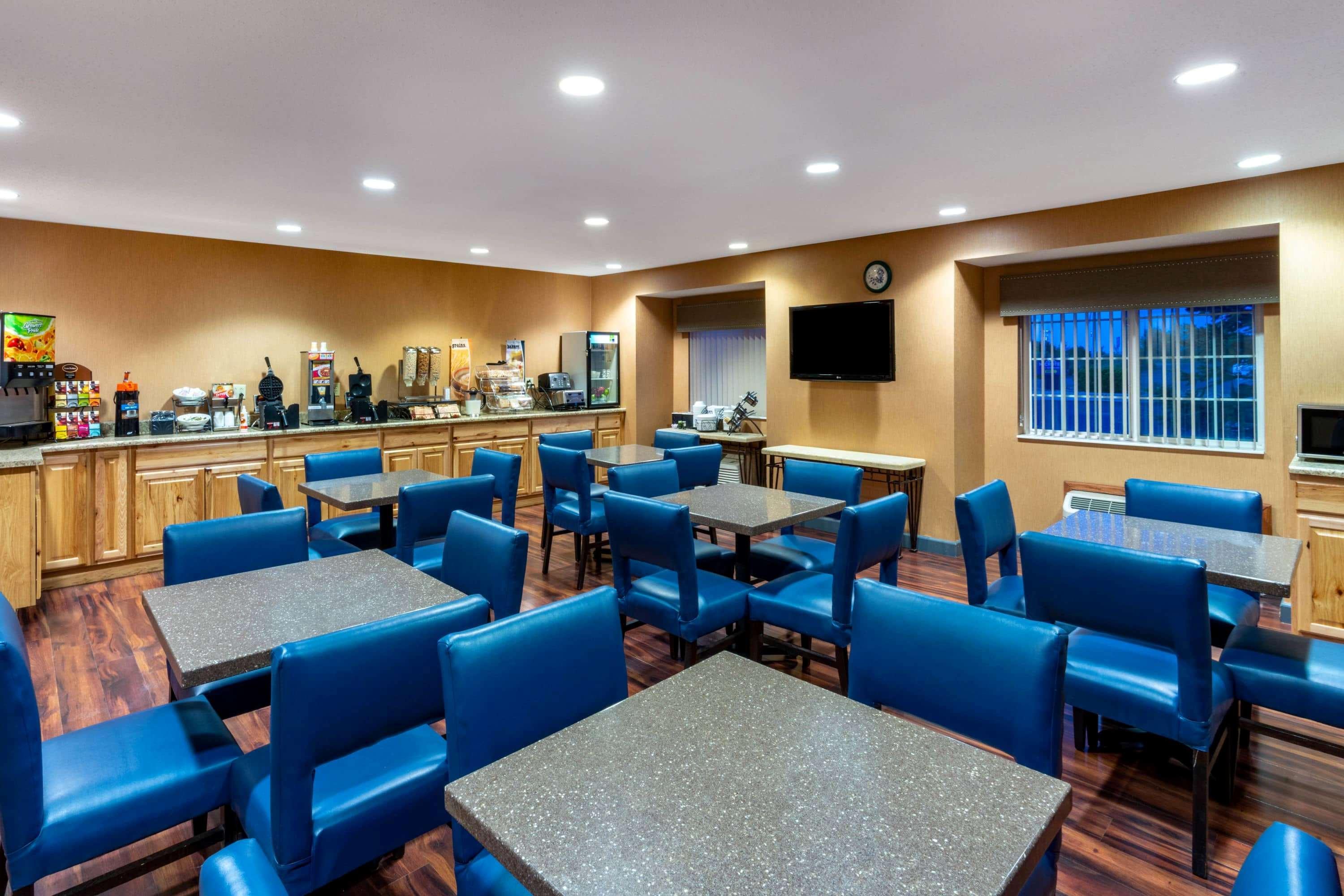 Microtel Inn&Suites Raton Esterno foto